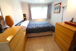 Bedroom- click for photo gallery